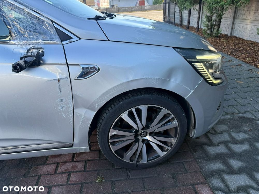 Renault Clio - 16