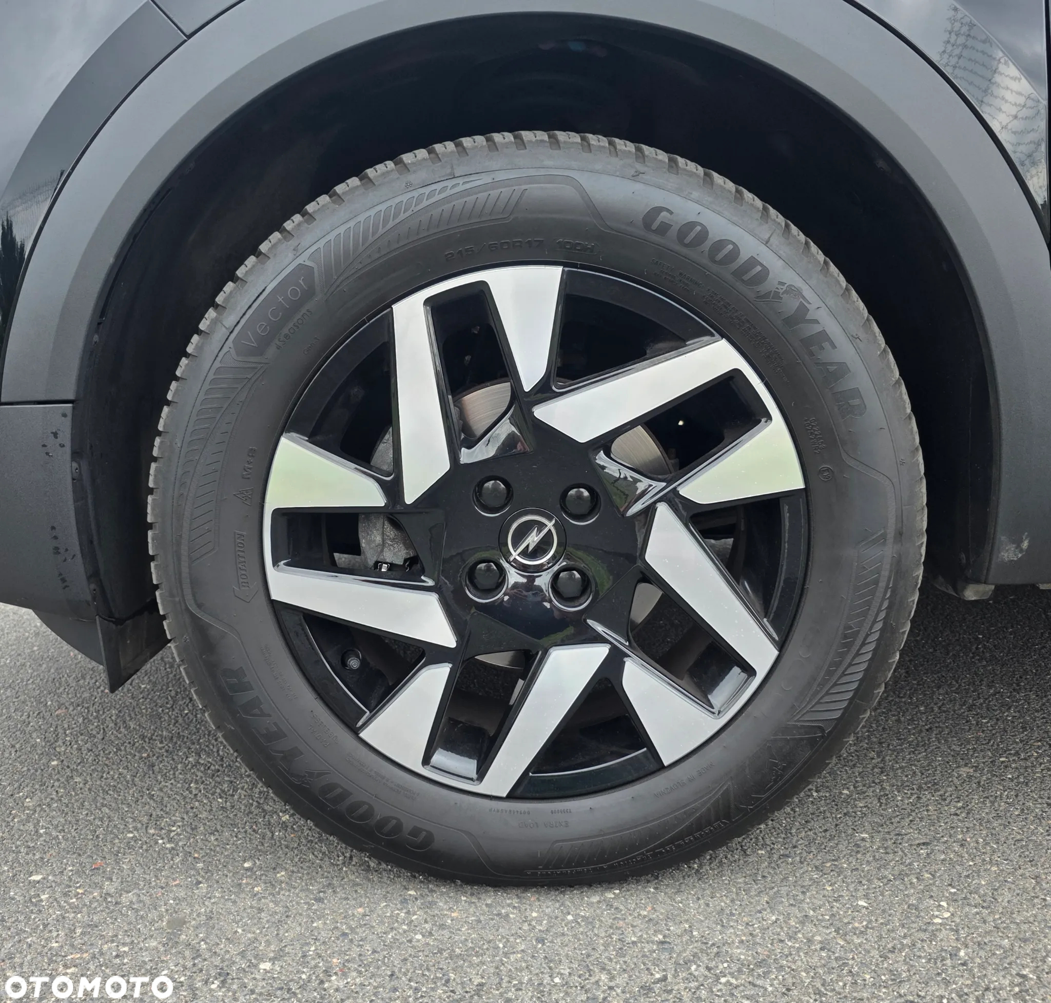 Opel Mokka 1.2 T GS Line S&S - 9