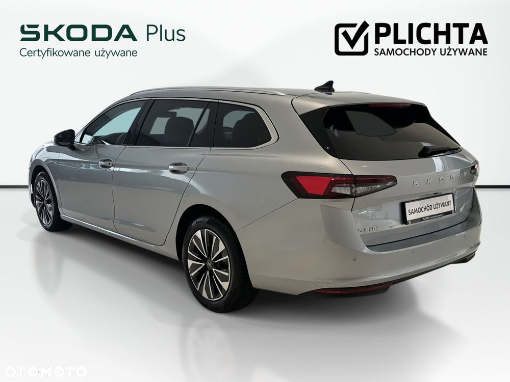 Skoda Superb 2.0 TDI SCR Selection DSG - 9