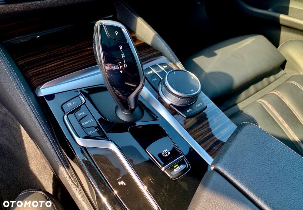 BMW Seria 5 530d - 18