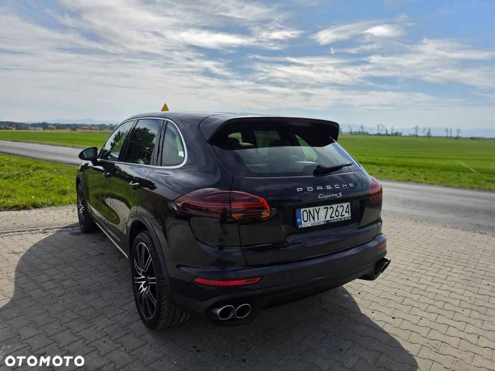 Porsche Cayenne S Platinum Edition - 13