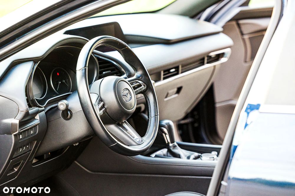Mazda 3 2.0 mHEV Kai - 17