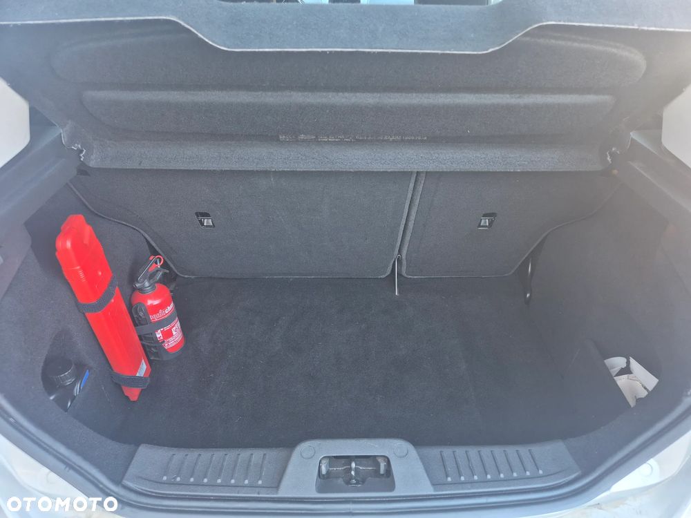 Ford Fiesta 1.4 Gold X - 14