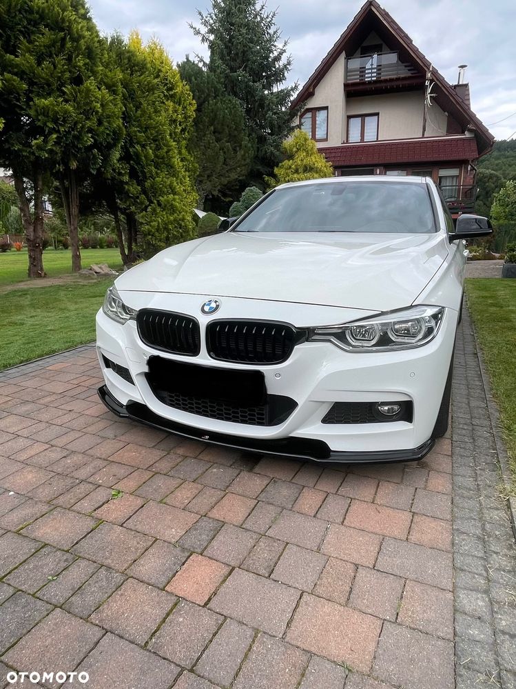 BMW Seria 3 330i xDrive - 3
