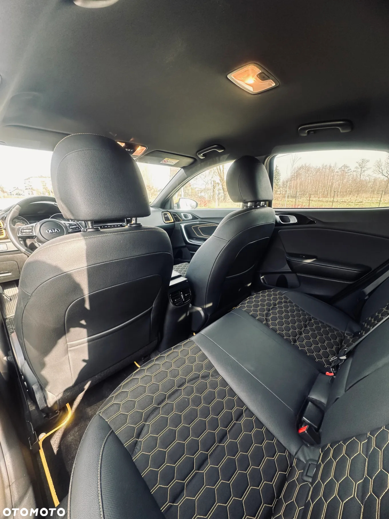 Kia XCeed 1.6 T-GDI L Business Line DCT - 19