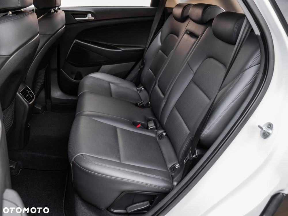 Hyundai Tucson blue 1.6 GDi 2WD Passion - 15