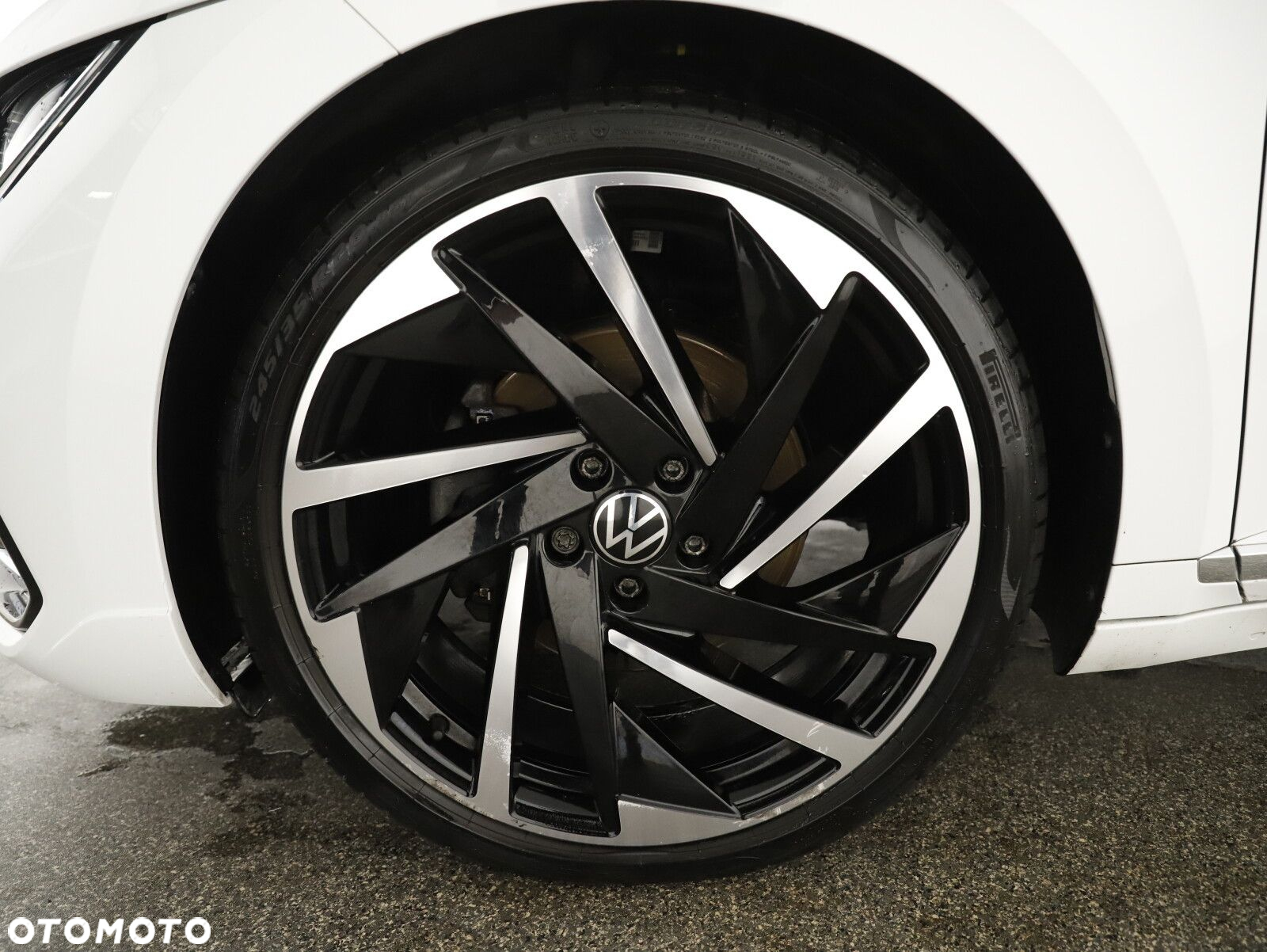 Volkswagen Arteon 2.0 TSI R-Line DSG - 30