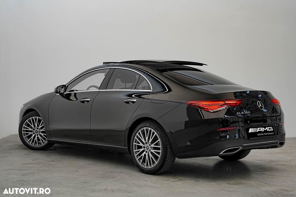 Mercedes-Benz CLA 180 - 9