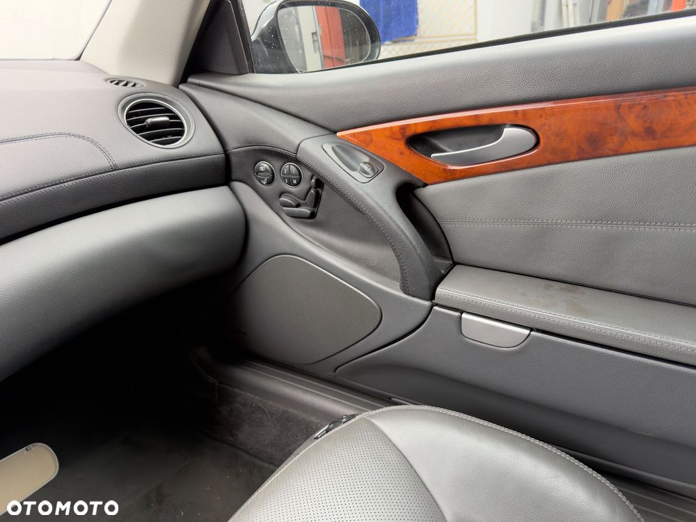 Mercedes-Benz SL 500 - 12