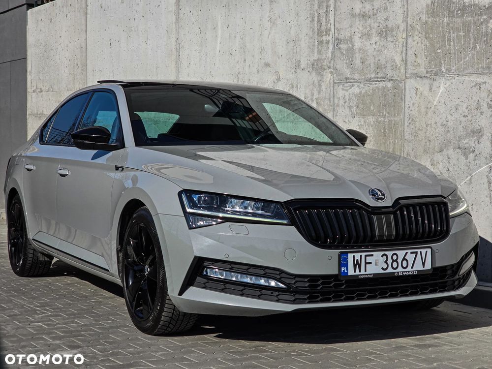 Skoda Superb 2.0 TDI SCR Sportline DSG - 11