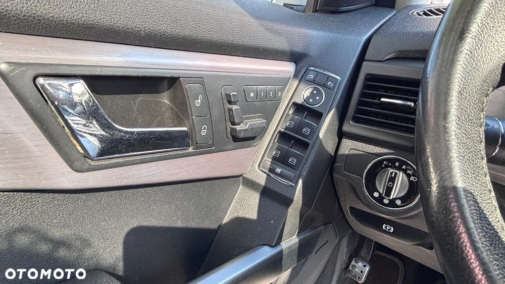 Mercedes-Benz GLK 350 4Matic 7G-TRONIC - 15