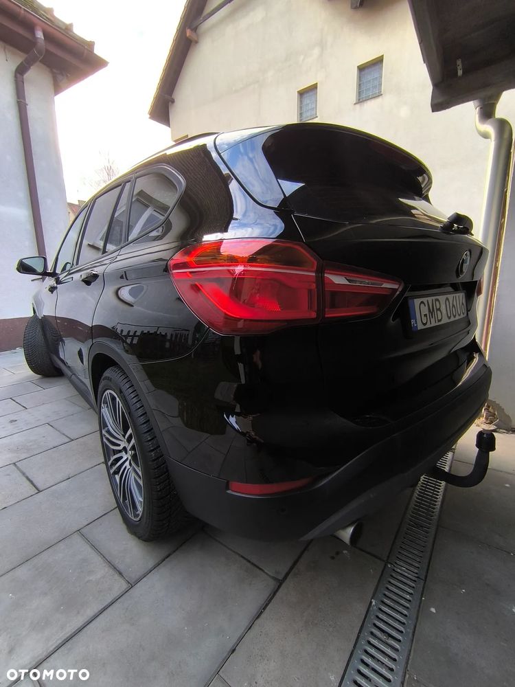BMW X1 xDrive20d Advantage - 2