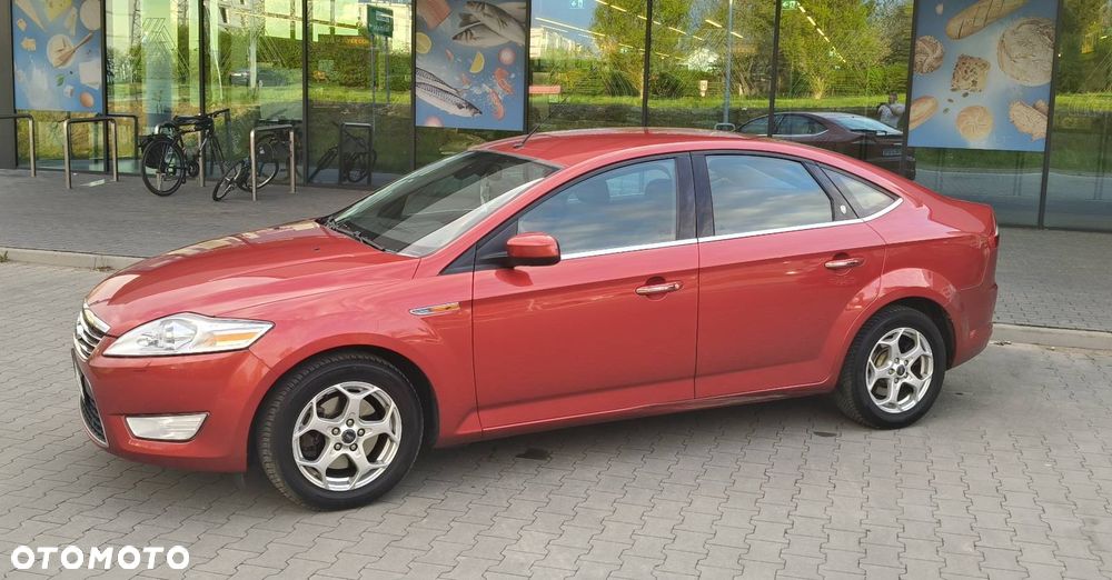 Ford Mondeo 2.3 Ghia - 17