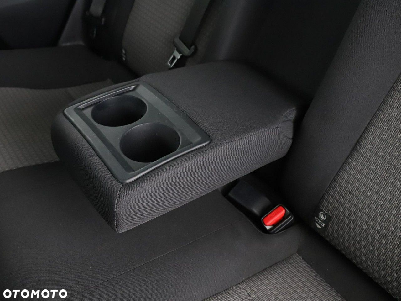 Toyota Auris 1.8 VVT-i Hybrid Automatik Edition - 33