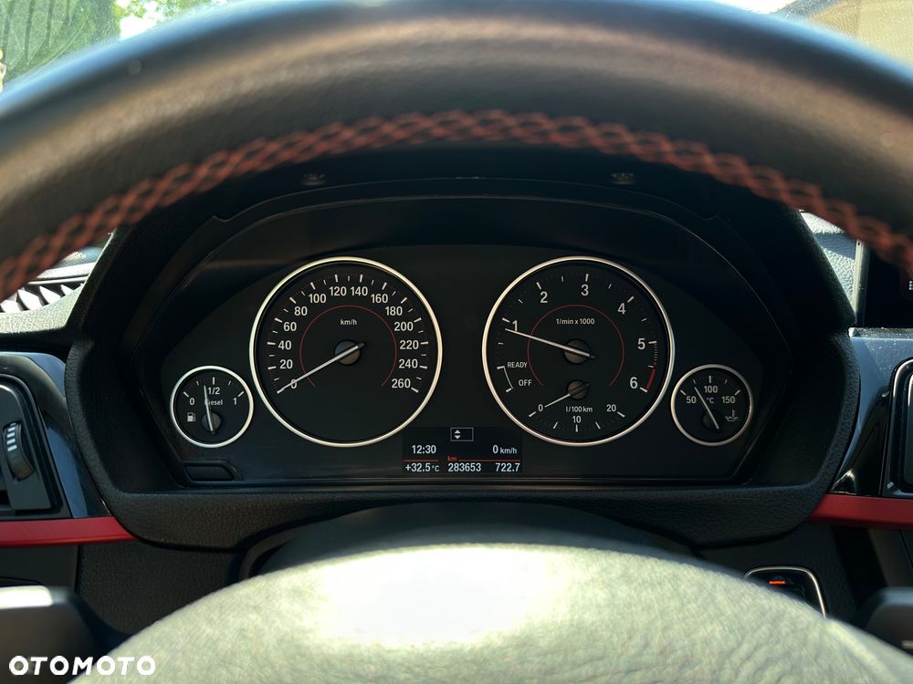 BMW Seria 3 318d xDrive Sport Line - 13
