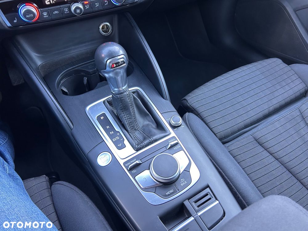 Audi A3 Sportback 1.6 TDI S tronic sport - 16