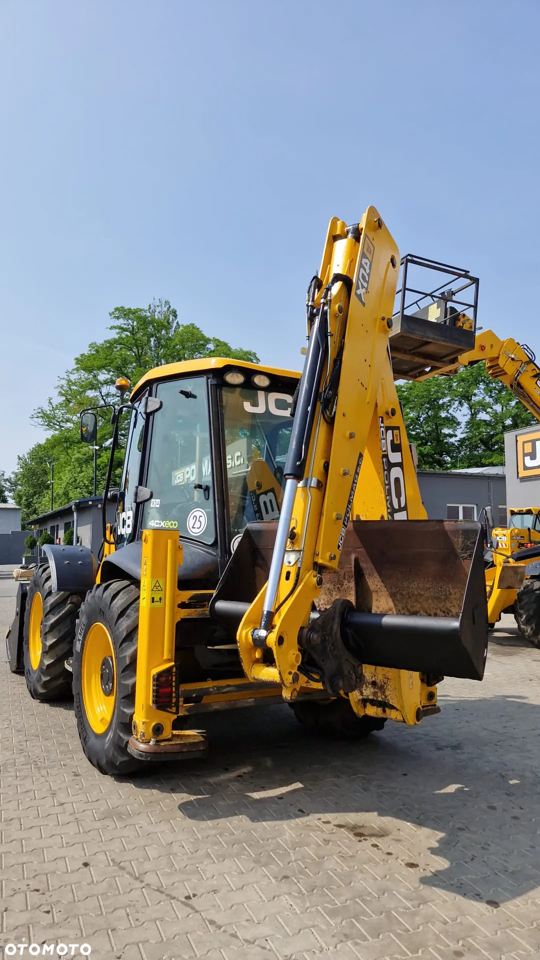 JCB 4CX - 6