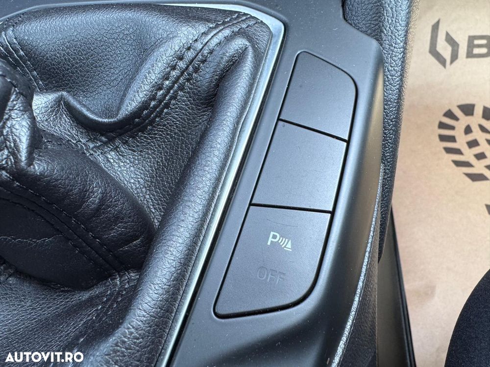 Ford Focus 1.5 EcoBlue Start-Stopp-System COOL&CONNECT - 28