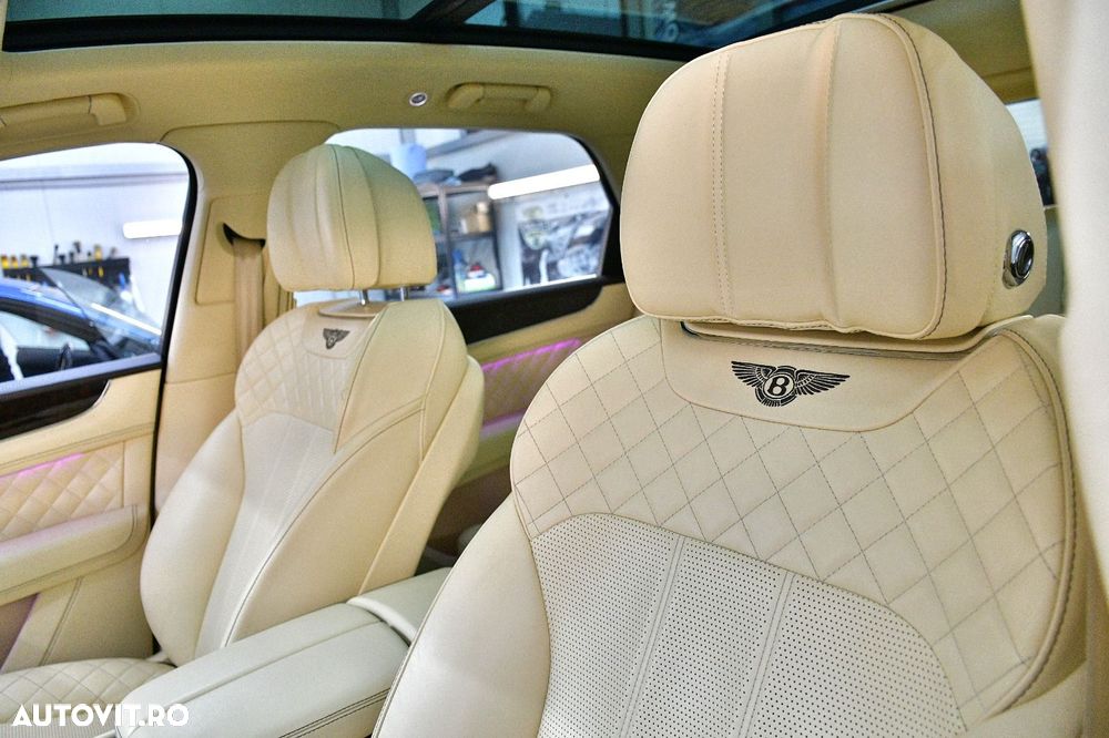 Bentley Bentayga W12 Mulliner - 13