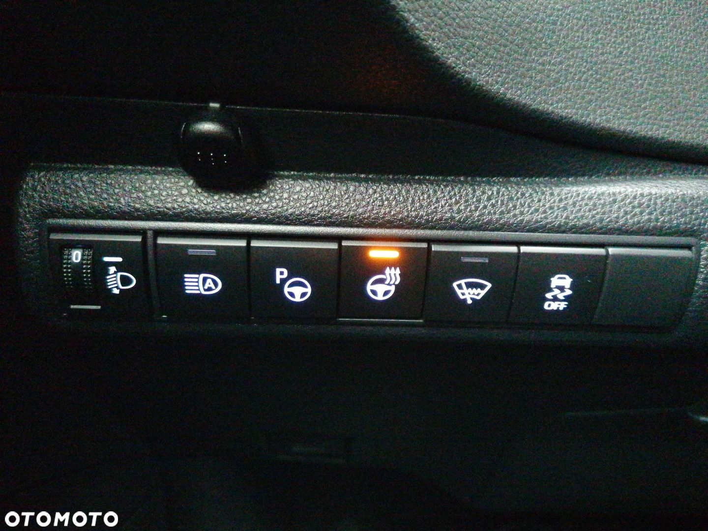 Toyota Corolla - 21