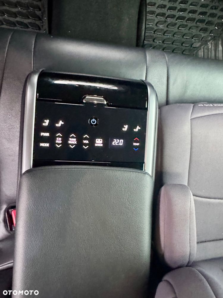 Toyota Camry Executive - 10