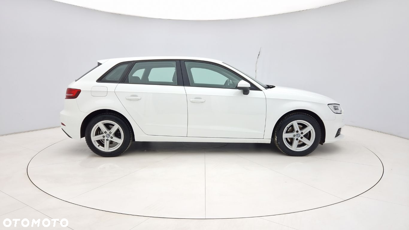 Audi A3 1.5 TFSI S tronic - 8