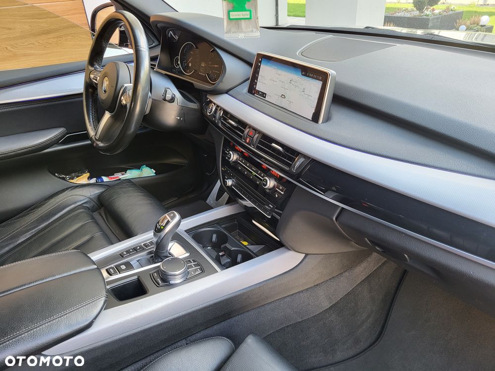 BMW X5 xDrive40d - 25