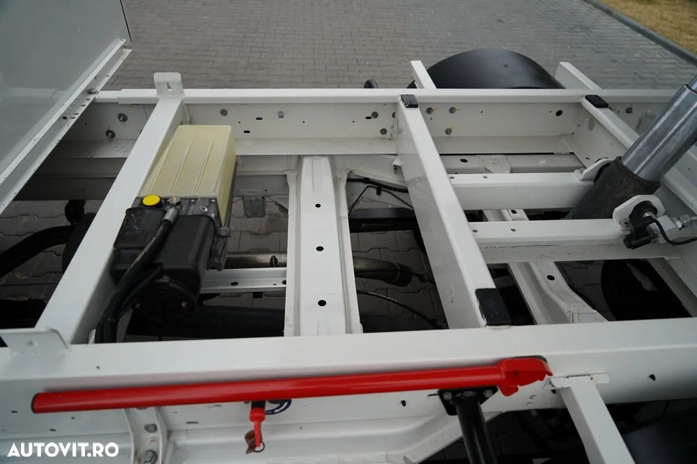 Volkswagen CRAFTER II / 2.0 TDI - 177 CP / BASCULATOR / DUBLU / MANUAL / IMPORTAT - 10