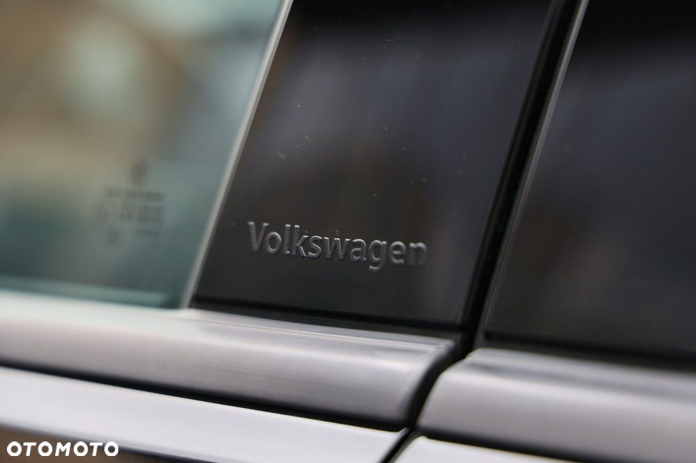 Volkswagen T-Cross - 13