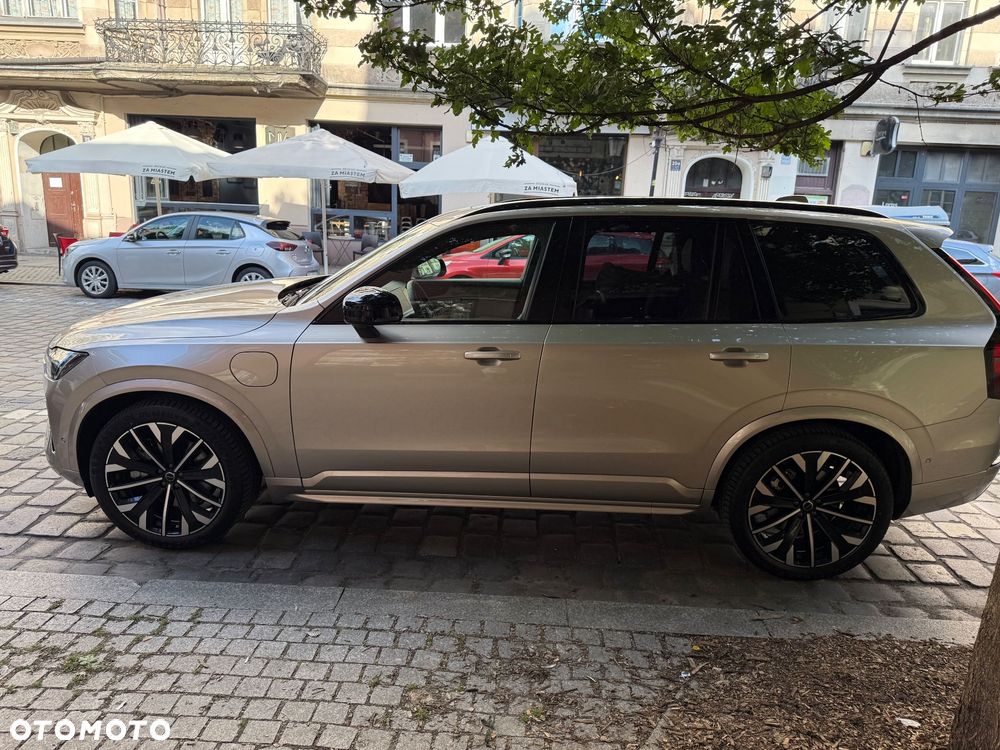 Volvo XC 90 T8 AWD Plug-In Hybrid Ultra Dark 7os - 7