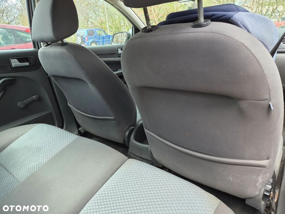 Ford Focus C-Max - 9