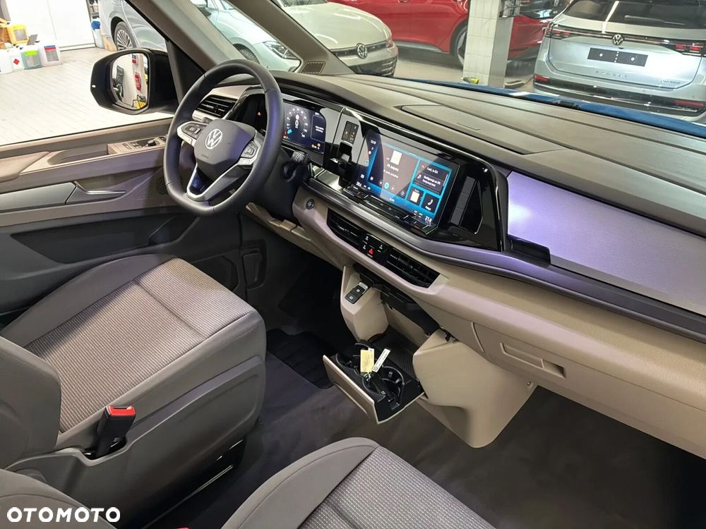 Volkswagen Multivan - 14