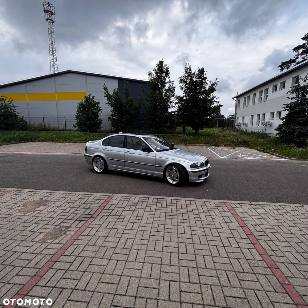 BMW Seria 3 - 1