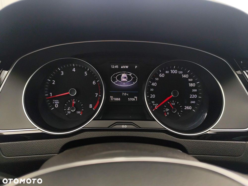 Volkswagen Passat 1.8 TSI BMT Highline DSG - 24