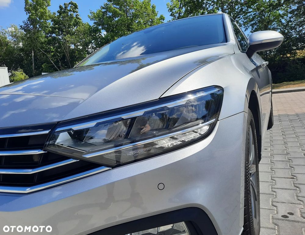 Volkswagen Passat 2.0 TDI Elegance DSG - 15