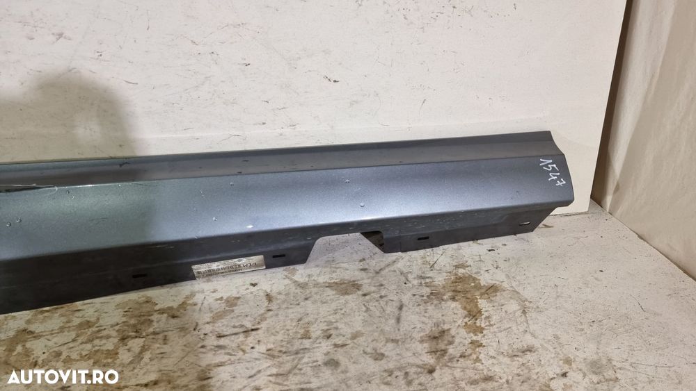 Prag dreapta BMW Seria 3 , E90, E91 LCI , 2009, 2010, 2011, cod origine OE 51777202652 - 12