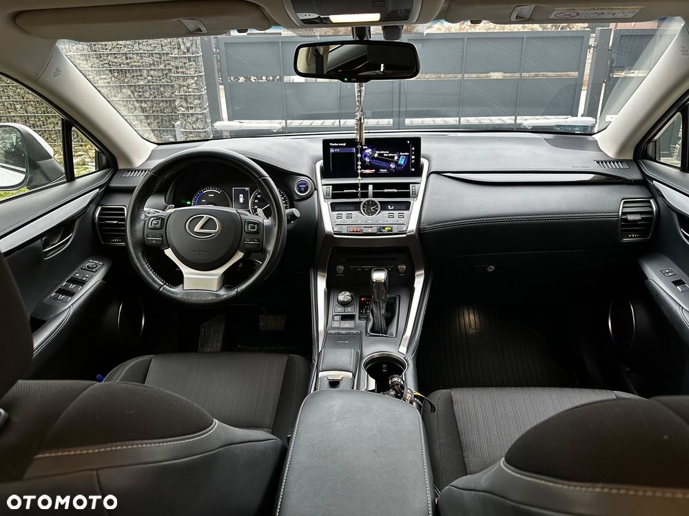 Lexus NX - 6