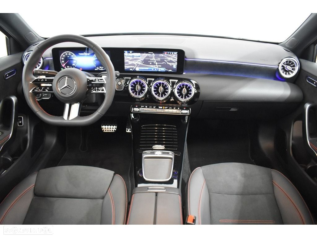 Mercedes-Benz A 250 e - 12