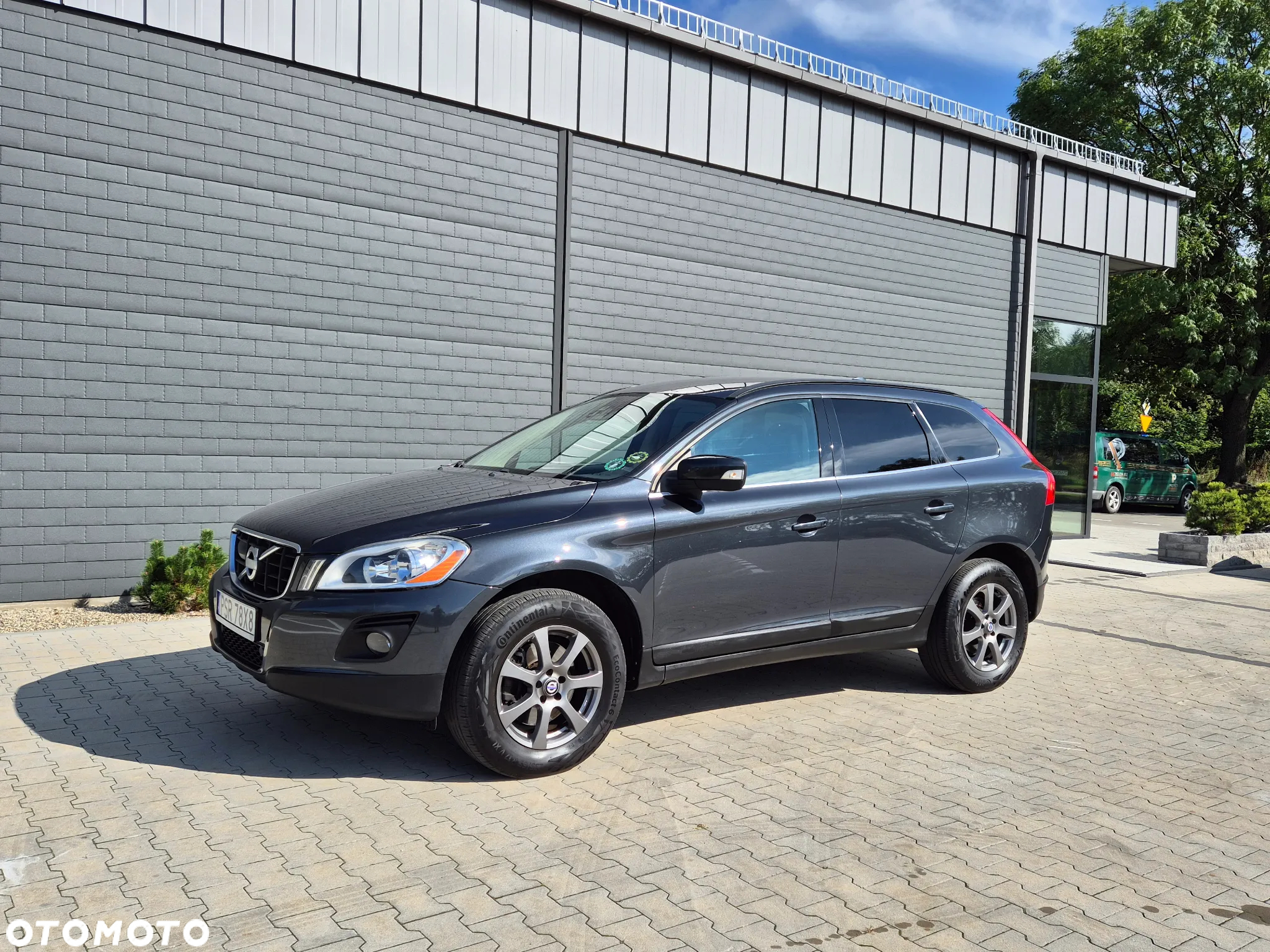 Volvo XC 60 D5 AWD - 2