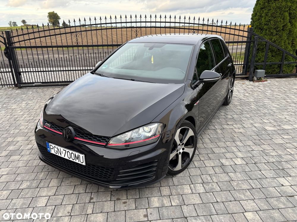 Volkswagen Golf 2.0 TSI BMT GTI DSG - 2