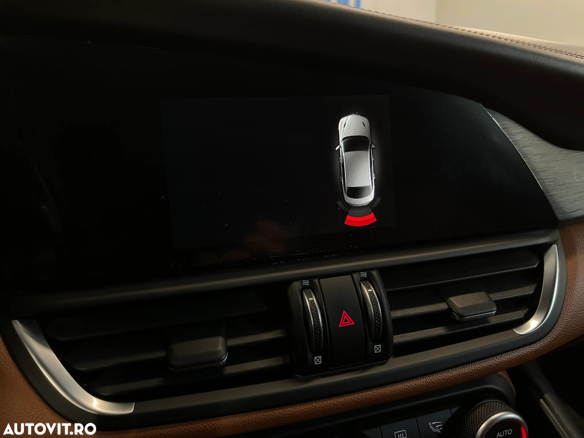 Alfa Romeo Giulia 2.0 Turbo AWD AT8 Veloce - 14
