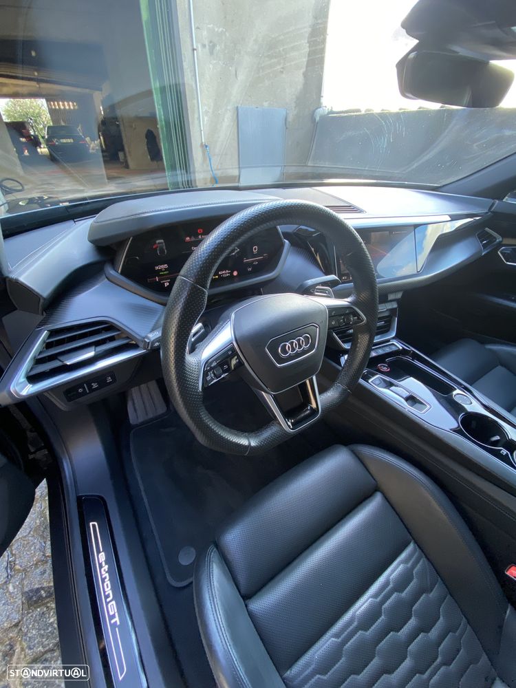 Audi e-tron GT quattro - 12