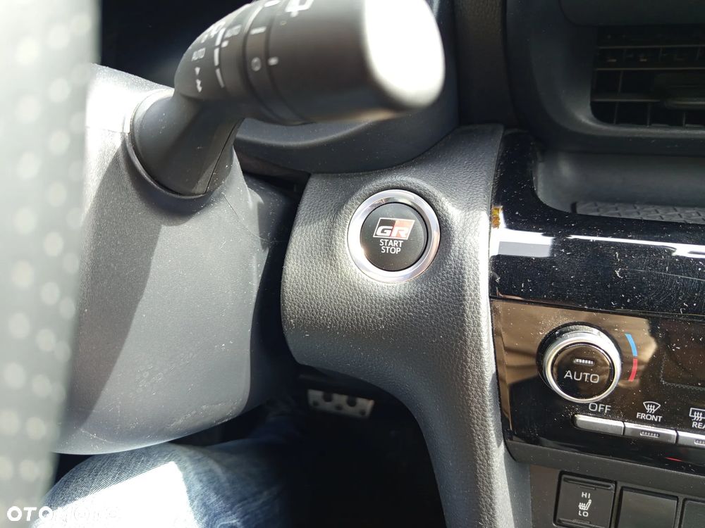 Toyota Yaris Cross 1.5 VVT-i GR Sport - 21