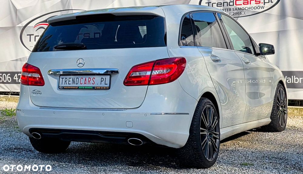 Mercedes-Benz Klasa B 180 CDI (BlueEFFICIENCY) 7G-DCT - 29