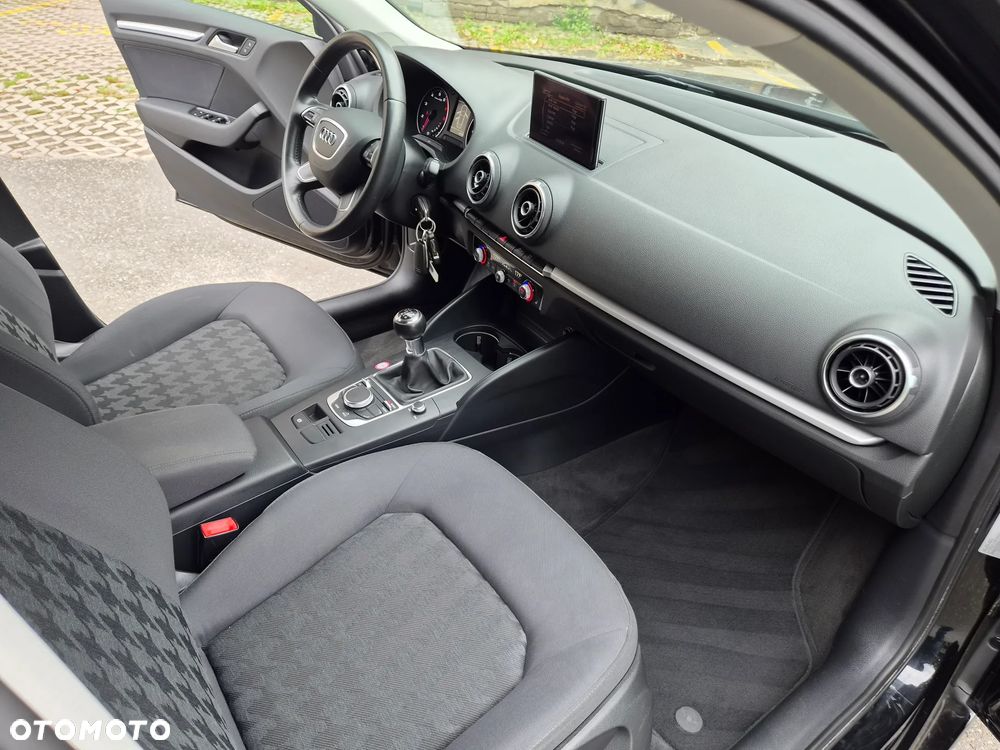 Audi A3 Sportback 1.2 TFSI Ambition - 12