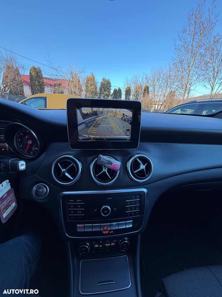 Mercedes-Benz GLA 180 7G-DCT Edition 1 - 20