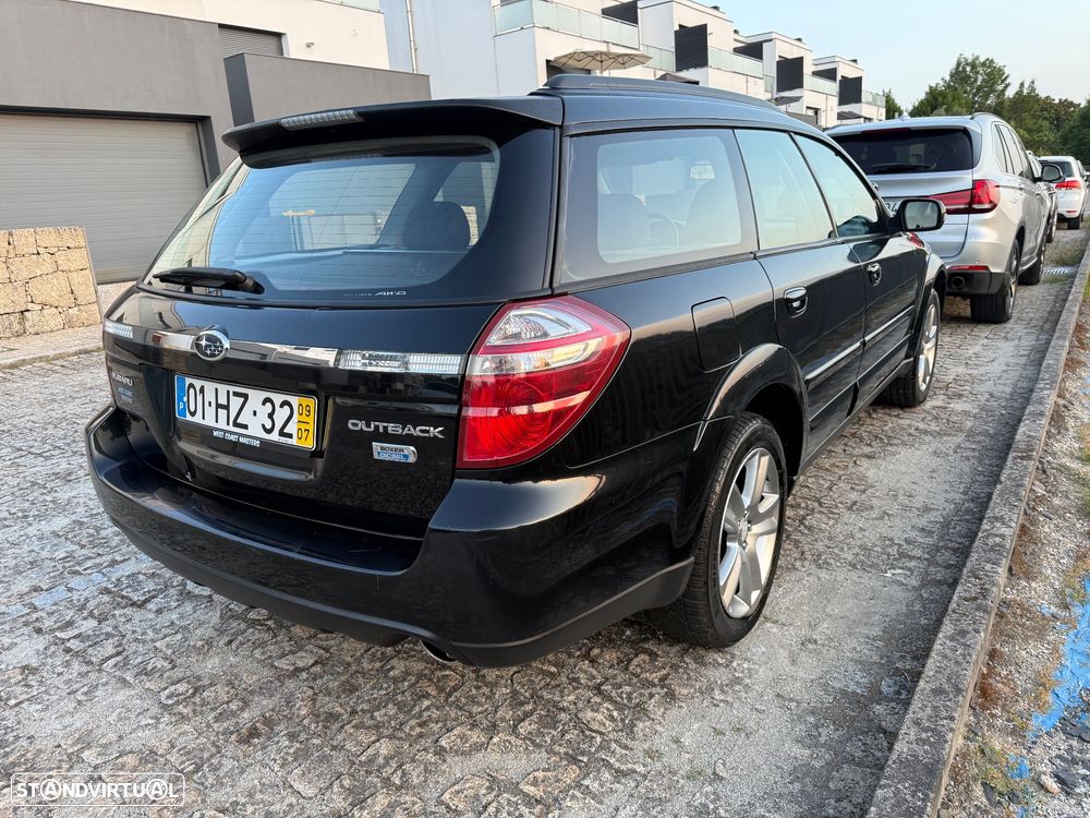 Subaru Legacy Outback - 3