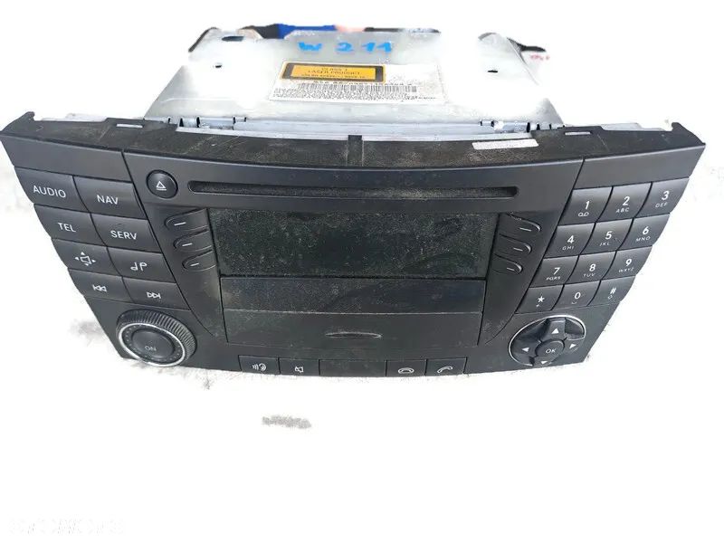 MERCEDES E-KLASA W211 07r RADIO FABRYCZNE CD A2118702790 - 1