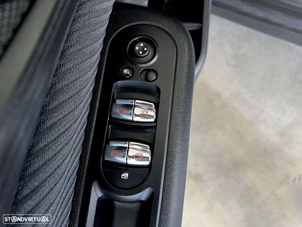 MINI Clubman One D - 44