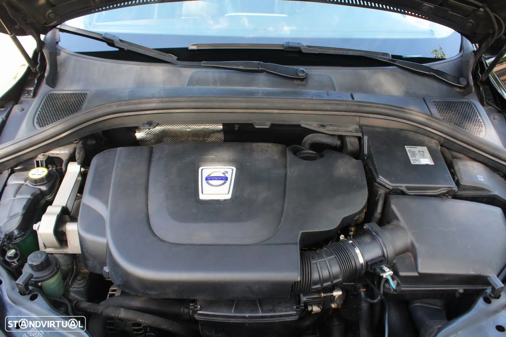 Volvo XC 60 2.0 D4 R-Design 139g Start/Stop - 38